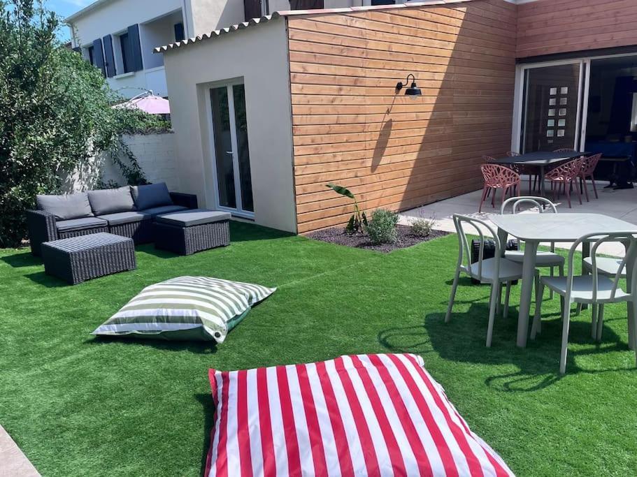 Maison Climatisee, Piscine, A 5 Minutes Des Grands Buffets Ναρμπόν Εξωτερικό φωτογραφία